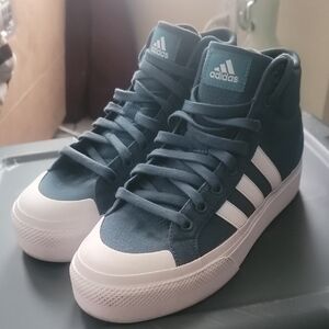 adidas Bravada 2.0 Mid Platform Women's Shoes